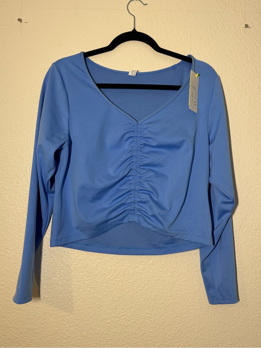 all in motion Light Blue Ruched V-Neck Long-Sleeve Crop Top
